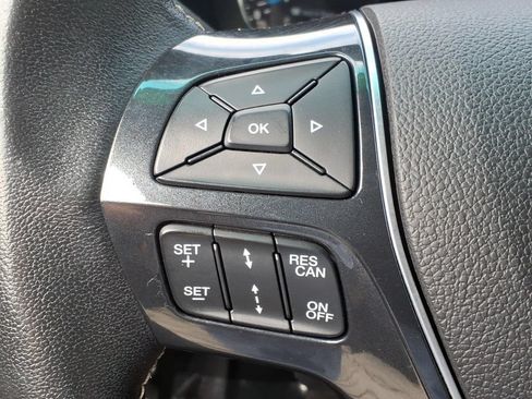 Used 2016 Ford Explorer Platinum AWD/4WD image 7