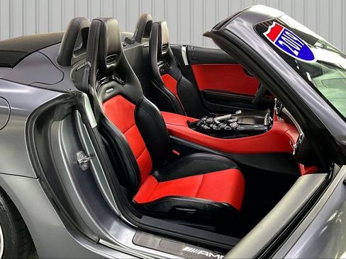 Used 2019 Mercedes-Benz AMG GT C image 27