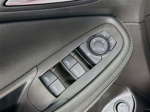 Certified 2023 Buick Encore GX Select FWD image 19