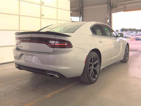 Used 2022 Dodge Charger SXT w/ Blacktop Package RWD image 4