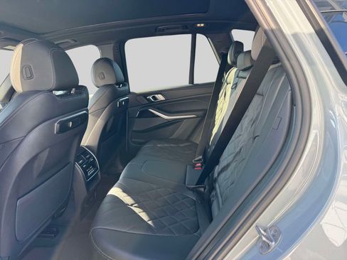 Used 2024 BMW X5 xDrive40i w/ M Sport Package image 11