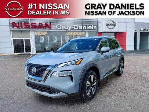 Used 2021 Nissan Rogue SL FWD image 3