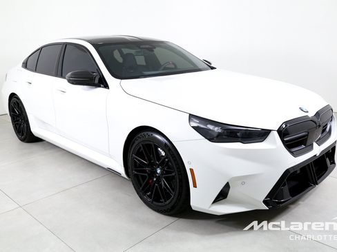 Used 2026 BMW M5 w/ Carbon Package AWD/4WD image 3