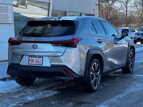 Used 2021 Lexus UX 250h AWD w/ Accessory Package (Z1) image 4