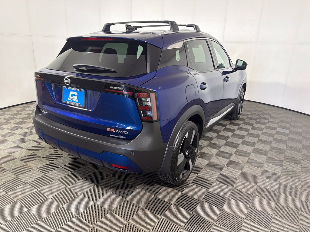 Used 2026 Nissan Kicks SR w/ Cold Weather Package AWD/4WD image 6