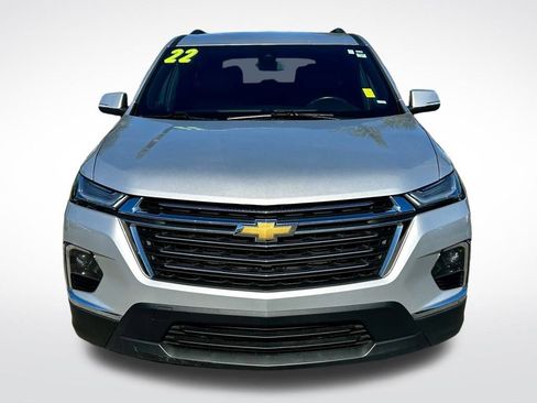 Used 2022 Chevrolet Traverse LT image 8