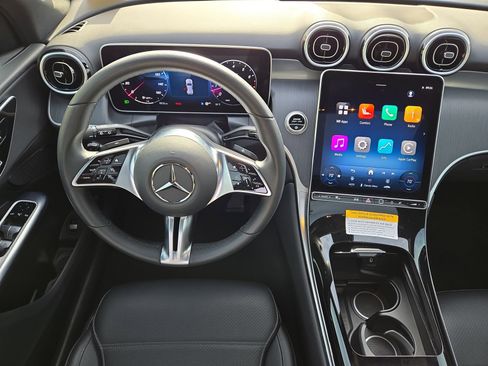 New 2026 Mercedes-Benz GLC 300 image 14