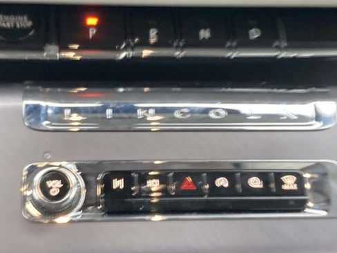 New 2025 Lincoln Aviator 2WD w/ Equipment Group 101A image 27