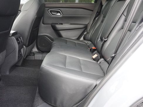 Used 2021 Nissan Rogue SL AWD/4WD image 35
