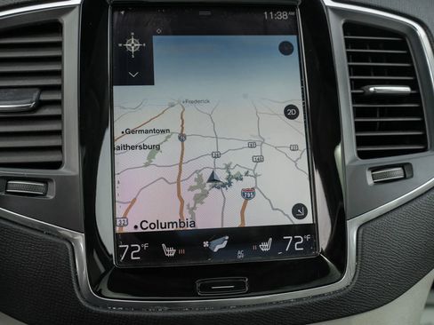 Used 2017 Volvo XC90 T6 Momentum w/ Vision Package image 24