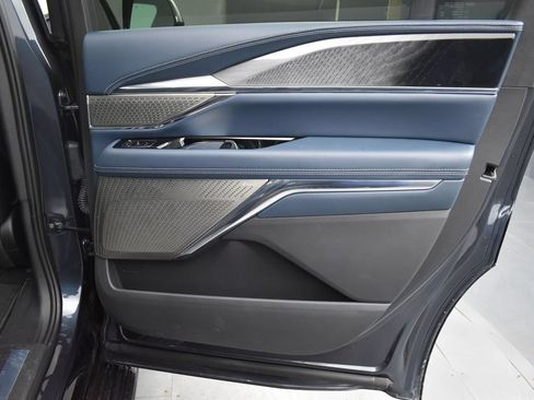New 2026 Cadillac Escalade IQ Sport 2 w/ LPO, ONYX Package AWD/4WD image 31