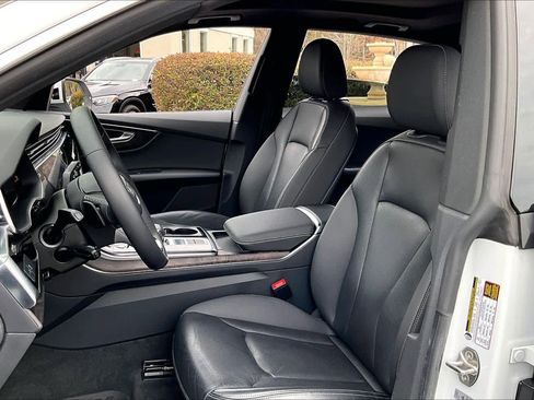 Used 2021 Audi Q8 Premium Plus w/ Premium Plus Package image 7