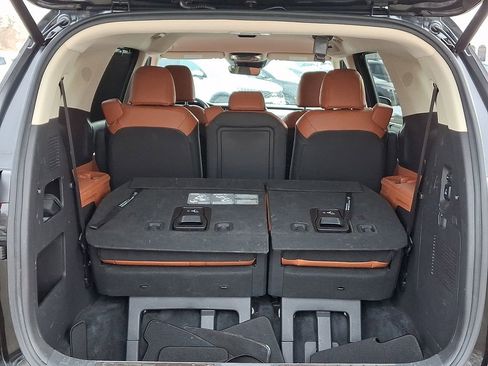 Certified 2023 Kia Carnival SX image 27