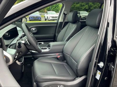 New 2026 Hyundai Ioniq 9 Calligraphy image 9