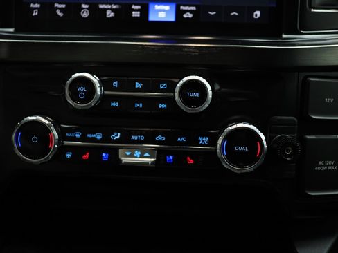 Used 2023 Ford F350 Lariat image 35