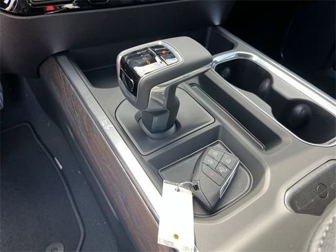 New 2025 GMC Sierra 1500 SLT w/ SLT Premium Plus Package image 16