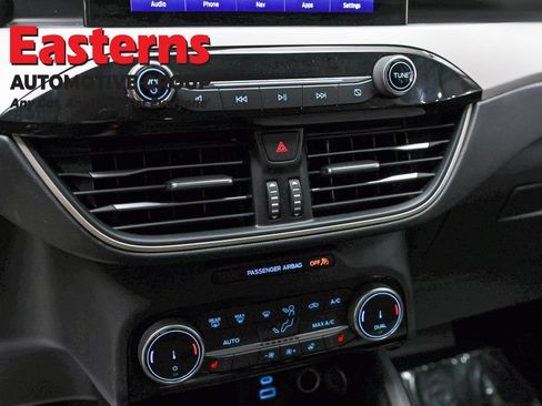 Used 2022 Ford Escape SE w/ Convenience Package FWD image 20