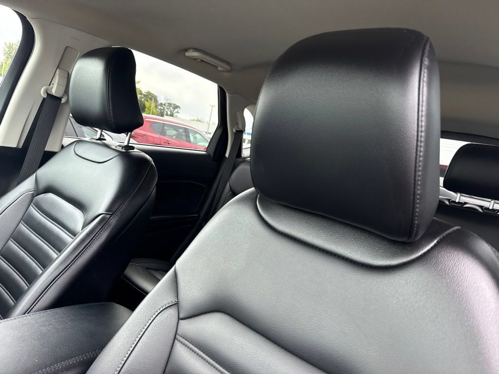 Used 2021 Ford Edge SEL w/ Convenience Package AWD/4WD image 20