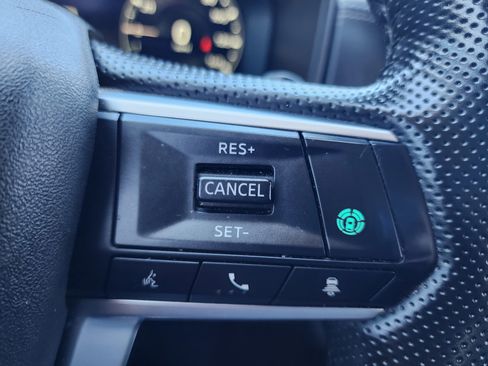 Used 2024 Mitsubishi Outlander SEL AWD/4WD image 21