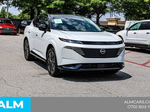 Used 2025 Nissan Murano Platinum w/ Cargo Package AWD/4WD image 5