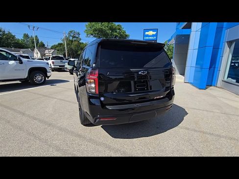Used 2023 Chevrolet Tahoe RST w/ Luxury Package AWD/4WD image 7