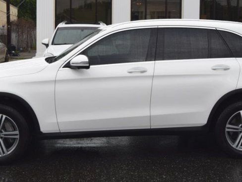 Used 2022 Mercedes-Benz GLC 300 image 7