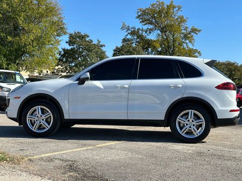 Used 2015 Porsche Cayenne S image 3