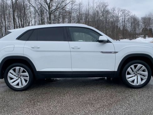 Used 2023 Volkswagen Atlas Cross Sport SE image 10