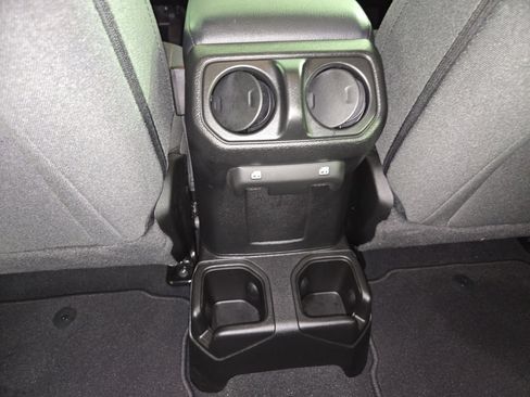 Used 2026 Jeep Wrangler Unlimited Sport AWD/4WD image 16