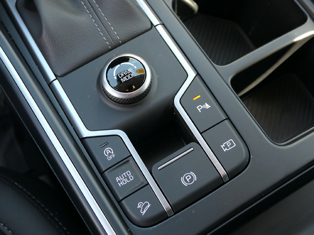 Certified 2026 Kia Sorento S FWD image 23