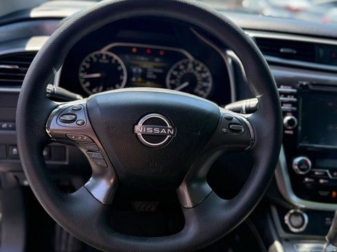 Used 2023 Nissan Murano S AWD/4WD image 8