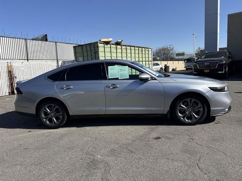 Used 2024 Honda Accord EX image 2
