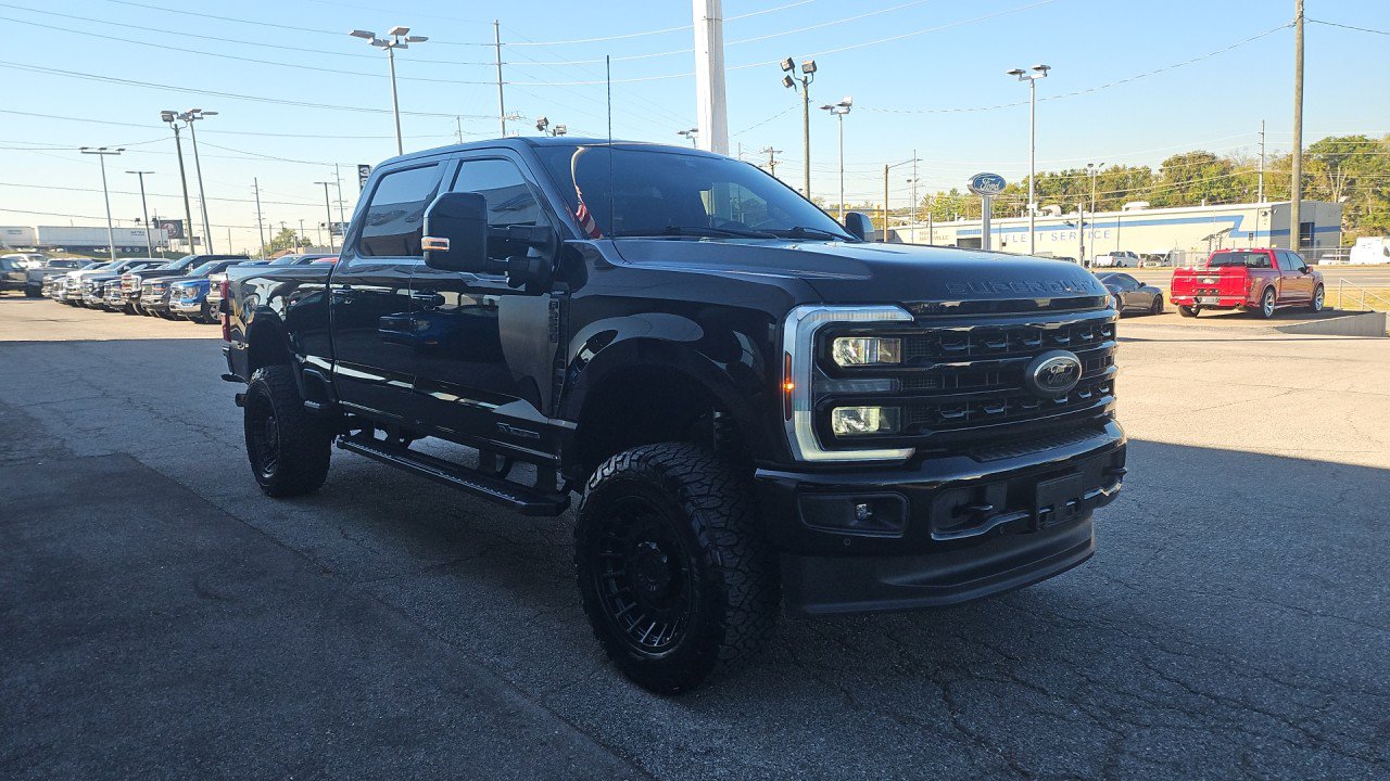 Used 2024 Ford F250 Lariat w/ Lariat Ultimate Package AWD/4WD image 6