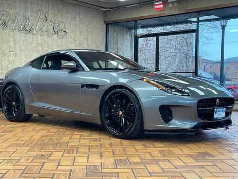 Used 2020 Jaguar F-TYPE Coupe image 10