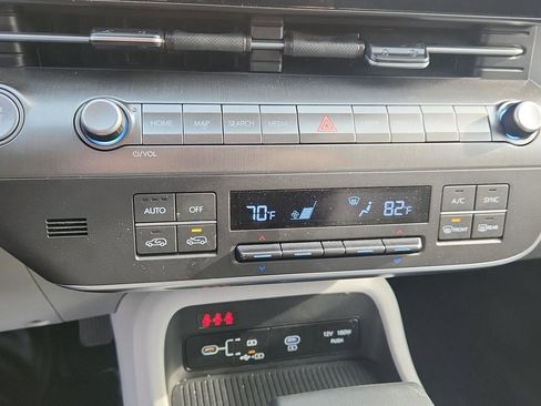 Used 2025 Hyundai Kona SEL image 16