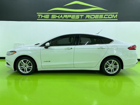 Used 2018 Ford Fusion SE FWD image 14