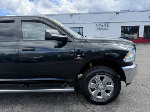 Used 2016 RAM 2500 Tradesman w/ Chrome Appearance Group AWD/4WD image 14