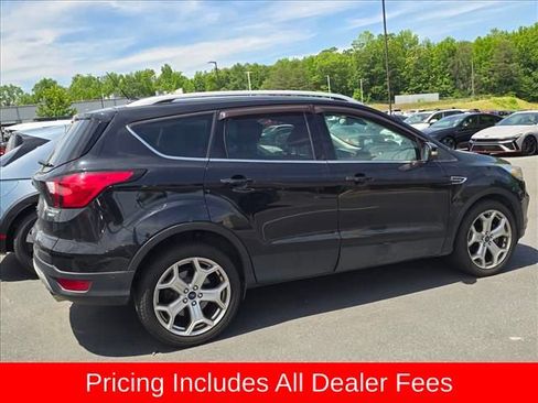 Used 2019 Ford Escape Titanium AWD/4WD image 3