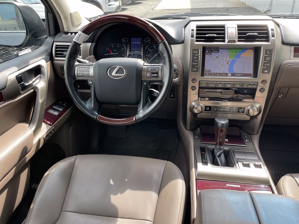 Used 2019 Lexus GX 460 Premium AWD/4WD image 10