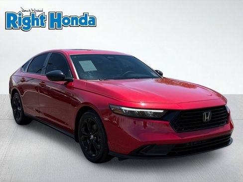 Used 2025 Honda Accord SE image 10