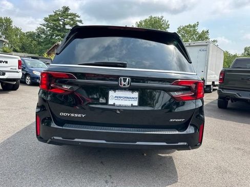 Used 2025 Honda Odyssey Sport-L image 15