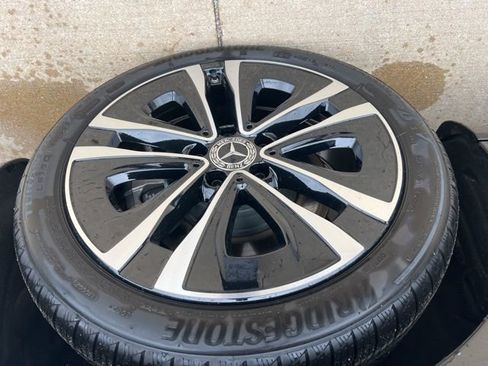 Used 2025 Mercedes-Benz CLA 250 4MATIC image 11