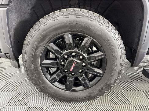 New 2026 GMC Sierra 2500 AT4 w/ AT4 Premium Plus Package AWD/4WD image 9