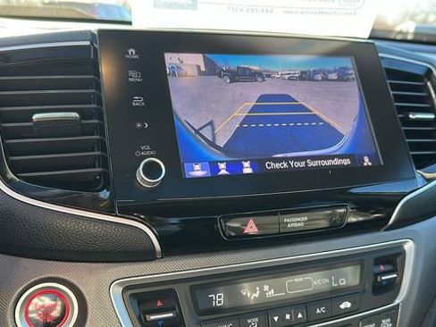 Used 2023 Honda Ridgeline RTL-E image 18