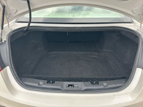 Used 2013 Ford Taurus Limited image 17