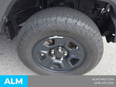 Used 2025 Jeep Wrangler Unlimited Sport AWD/4WD image 18