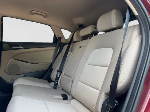Used 2017 Hyundai Tucson SE w/ SE Popular Package 02 FWD image 16