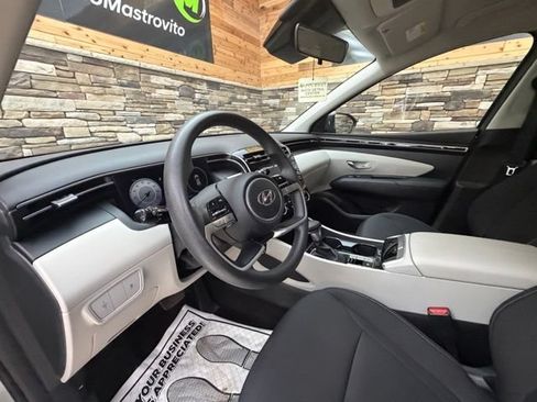 Used 2024 Hyundai Tucson SE AWD/4WD image 12