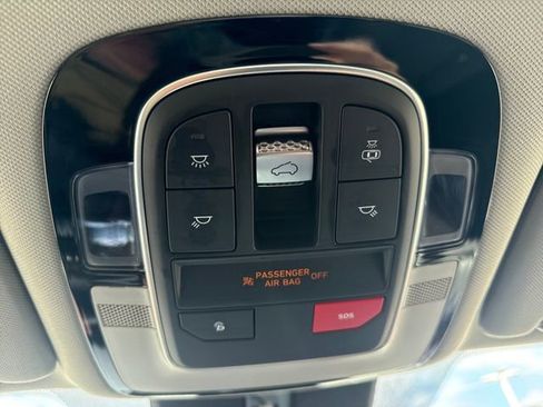 Certified 2023 Hyundai Santa Fe SEL w/ Premium Package AWD/4WD image 35
