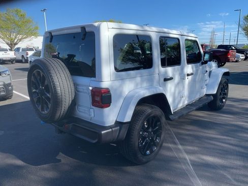 Used 2023 Jeep Wrangler Unlimited Sahara w/ Cold Weather Group image 4